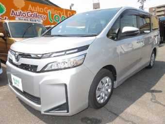 TOYOTA VOXY 2017 Image 16