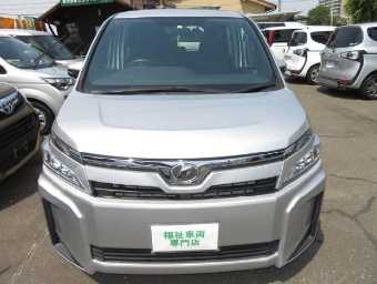 TOYOTA VOXY 2017 Image 18