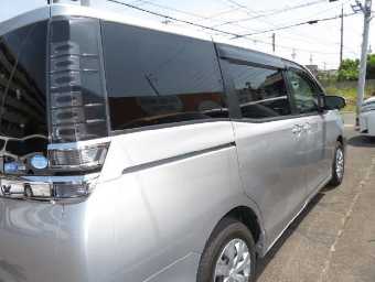 TOYOTA VOXY 2017 Image 21
