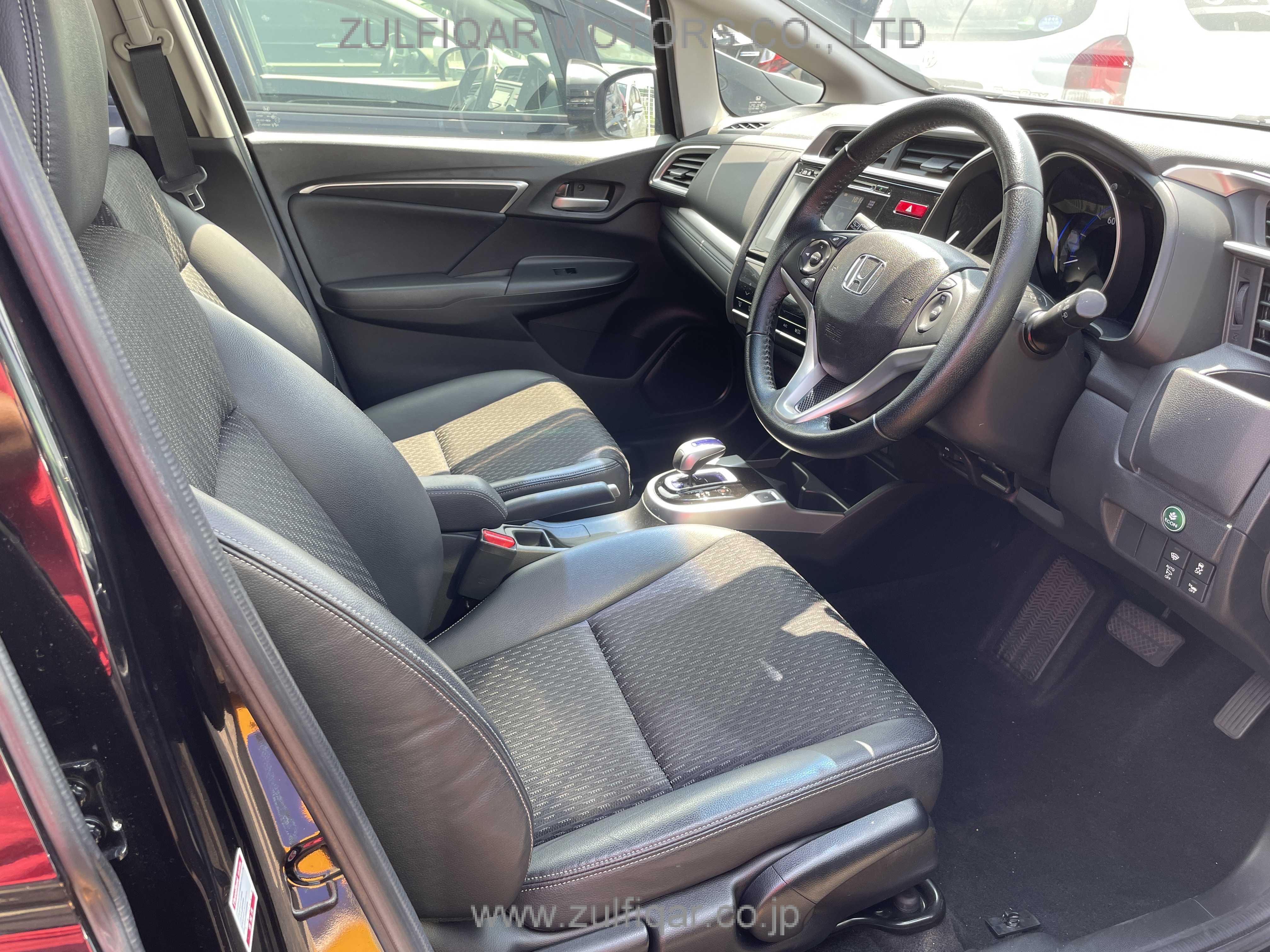 HONDA FIT HYBRID 2017 Image 5