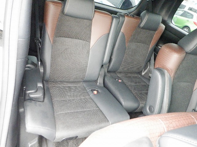 TOYOTA ALPHARD 2017 Image 22