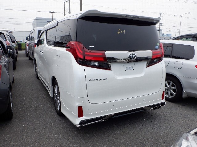 TOYOTA ALPHARD 2017 Image 26