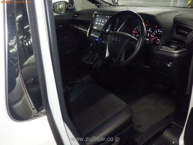 TOYOTA ALPHARD 2017 Image 5