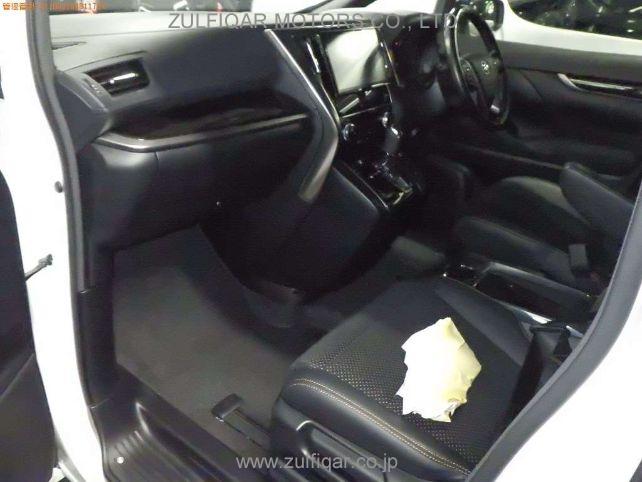 TOYOTA ALPHARD 2017 Image 7