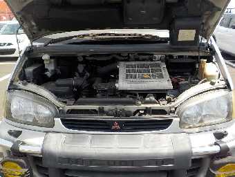 MITSUBISHI DELICA SPACE GEAR 1996 Image 15