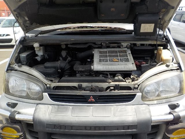 MITSUBISHI DELICA SPACE GEAR 1996 Image 21