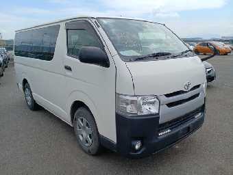 TOYOTA REGIUSACE 2017 Image 11