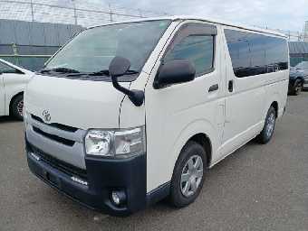 TOYOTA REGIUSACE 2017 Image 12