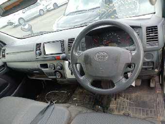 TOYOTA REGIUSACE 2017 Image 3