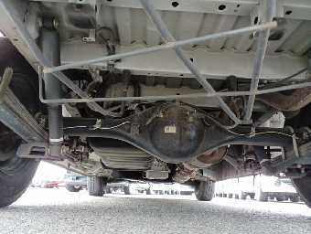 TOYOTA REGIUSACE 2017 Image 17