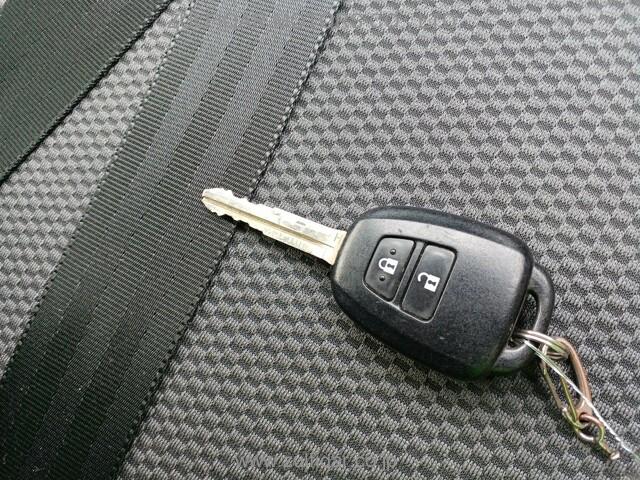 TOYOTA REGIUSACE 2017 Image 10