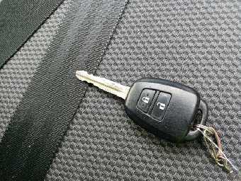 TOYOTA REGIUSACE 2017 Image 10