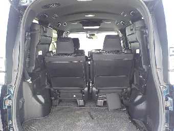 TOYOTA VOXY 2018 Image 16