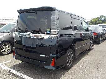 TOYOTA VOXY 2018 Image 20