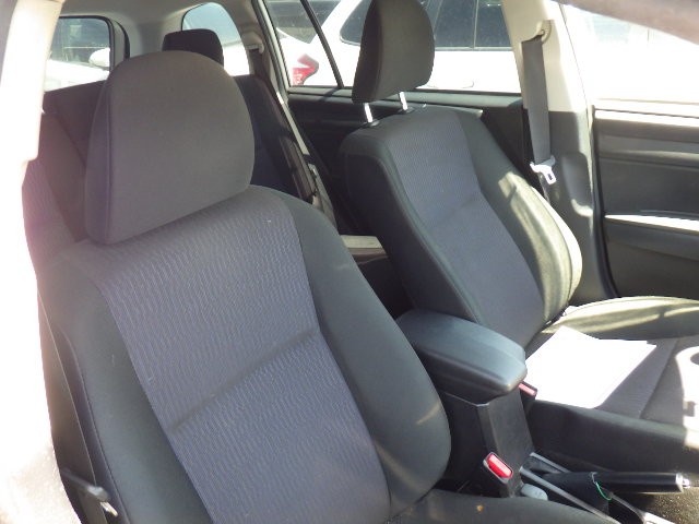 TOYOTA COROLLA FIELDER 2017 Image 21