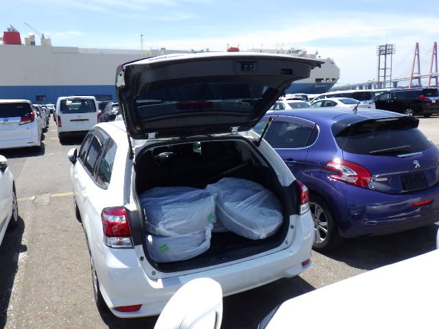 TOYOTA COROLLA FIELDER 2017 Image 26