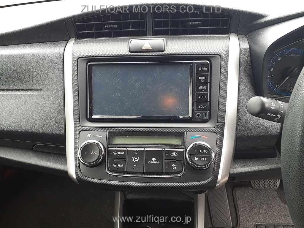 TOYOTA COROLLA FIELDER 2017 Image 10