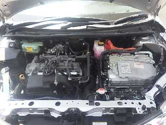 TOYOTA COROLLA AXIO 2016 Image 9