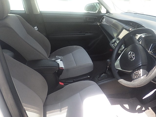 TOYOTA COROLLA AXIO 2016 Image 22