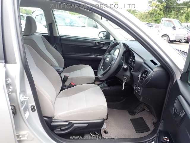 TOYOTA COROLLA AXIO 2016 Image 6