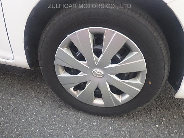 TOYOTA COROLLA FIELDER 2017 Image 7