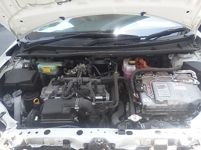 TOYOTA COROLLA AXIO 2017 Image 24