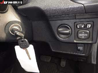 TOYOTA COROLLA AXIO 2017 Image 6