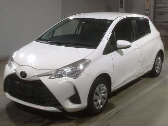TOYOTA VITZ 2017 Image 1