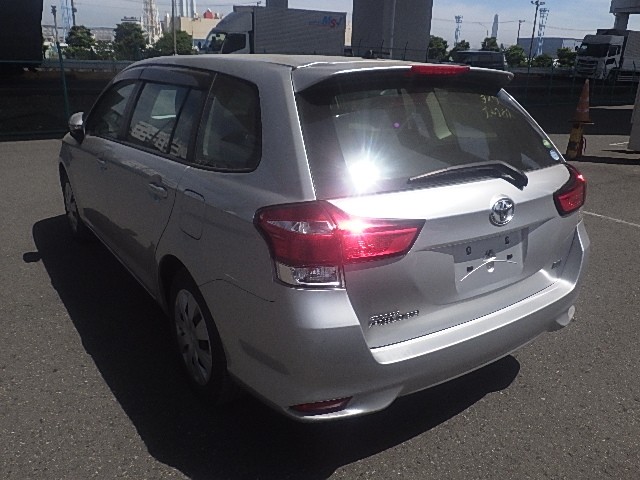 TOYOTA COROLLA FIELDER 2017 Image 20