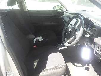 TOYOTA COROLLA FIELDER 2017 Image 10