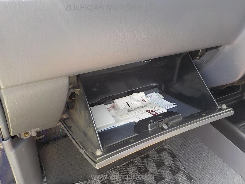 TOYOTA PRADO 1997 Image 7