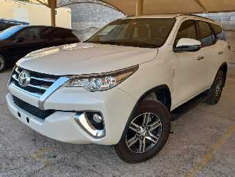 TOYOTA FORTUNER 2019 Image 1