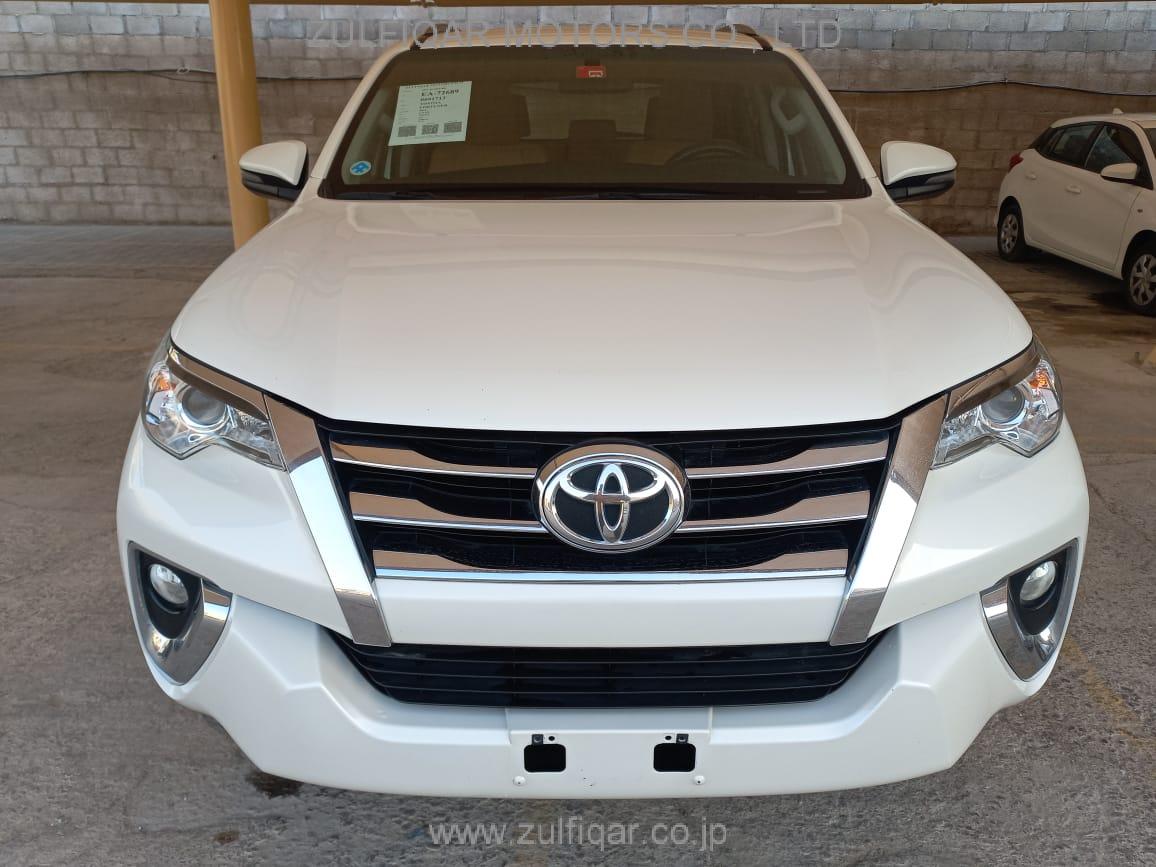 TOYOTA FORTUNER 2019 Image 8