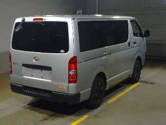 TOYOTA HIACE 2017 Image 2