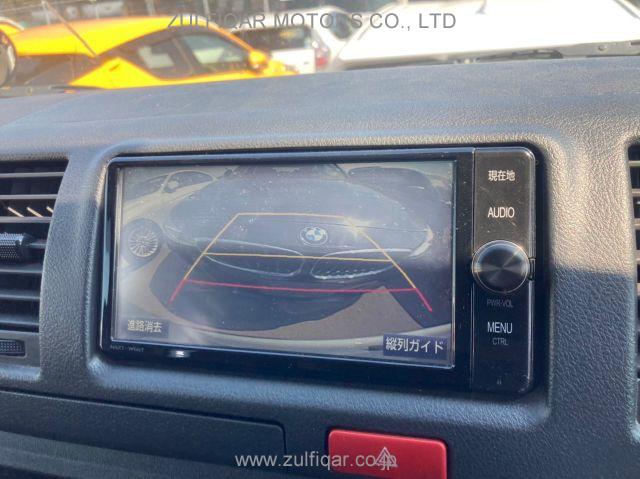 TOYOTA HIACE 2017 Image 11