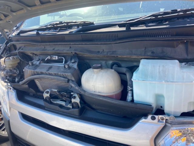 TOYOTA HIACE 2017 Image 19