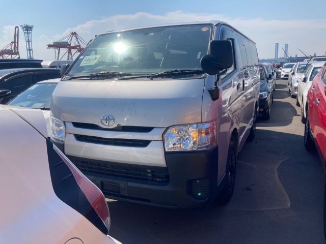 TOYOTA HIACE 2017 Image 34