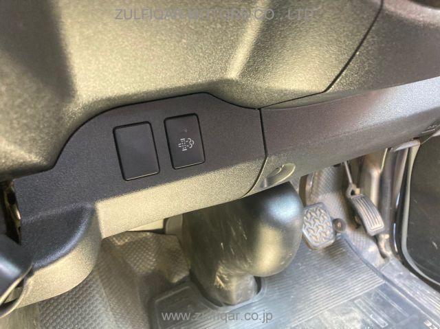 TOYOTA HIACE 2017 Image 10