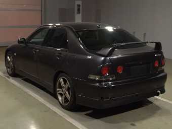 TOYOTA ALTEZZA 1999 Image 4
