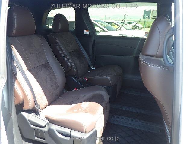 TOYOTA ESTIMA 2017 Image 12