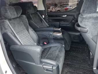 TOYOTA VELLFIRE 2017 Image 18