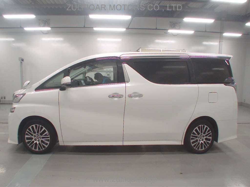 TOYOTA VELLFIRE 2017 Image 4