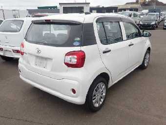 TOYOTA PASSO 2017 Image 2