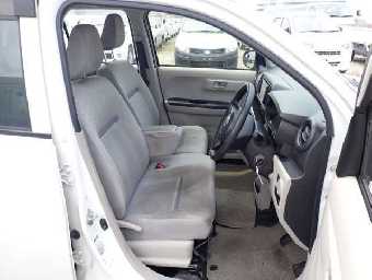 TOYOTA PASSO 2017 Image 4