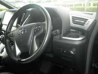 TOYOTA VELLFIRE 2017 Image 7