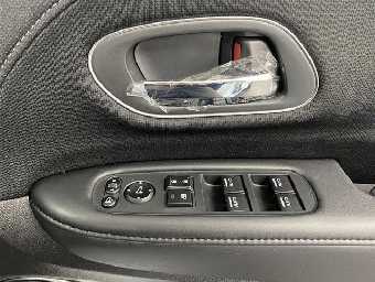 HONDA VEZEL 2019 Image 9