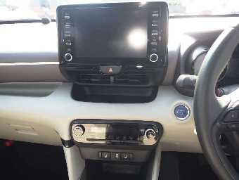 TOYOTA YARIS 2020 Image 10