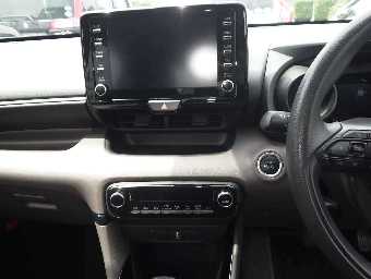 TOYOTA YARIS 2020 Image 10