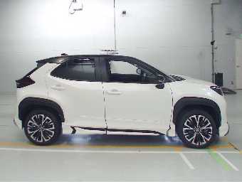 TOYOTA YARIS CROSS 2022 Image 3