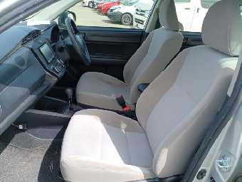 TOYOTA COROLLA AXIO 2015 Image 11